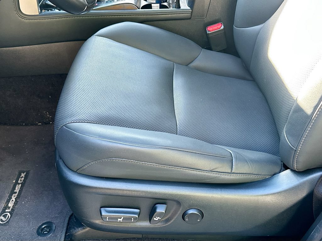 Used 2021 Lexus GX 460 Premium w/ Premium Package AWD/4WD image 20
