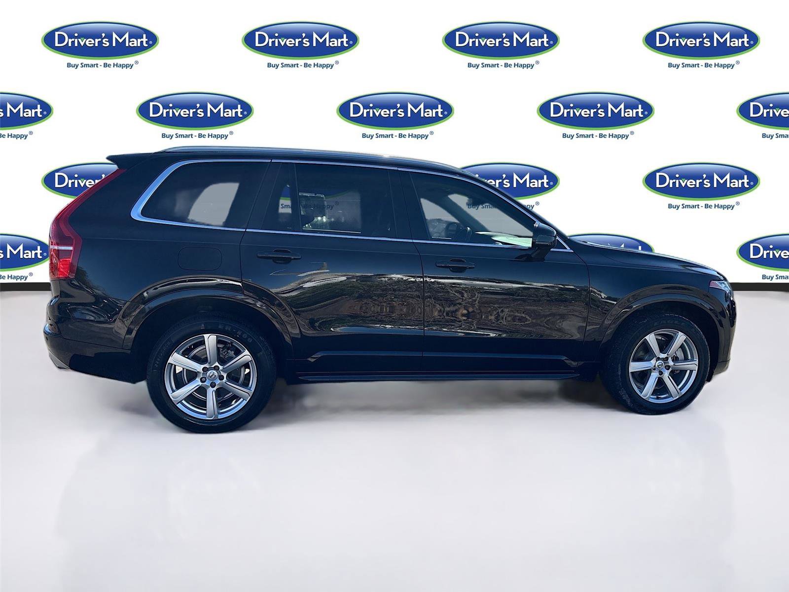 Used 2021 Volvo XC90 T5 Momentum w/ Climate Package FWD image 8