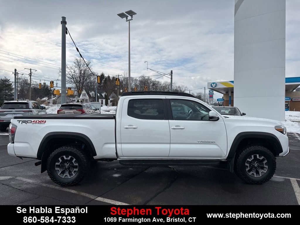 Used 2022 Toyota Tacoma TRD Off-Road w/ Technology Package image 8