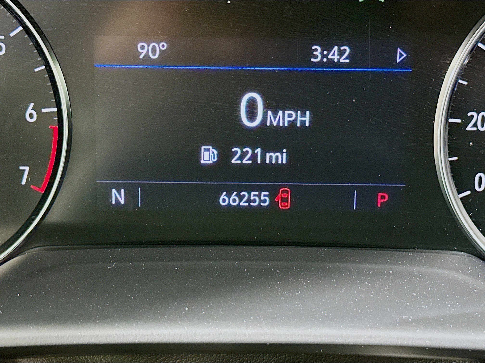 Used 2023 Buick Envision Preferred image 18