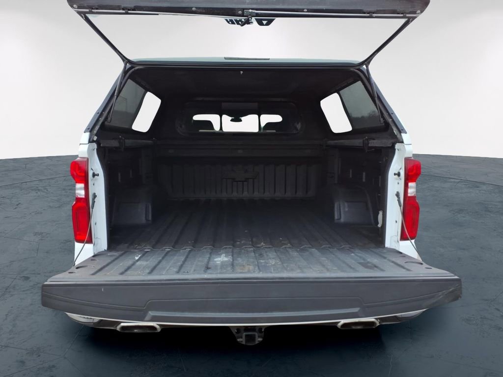 Used 2022 Chevrolet Silverado 1500 LT Trail Boss w/ Convenience Package II image 9