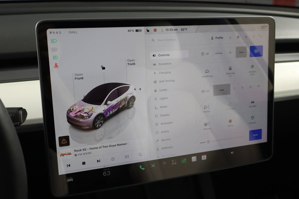 Used 2023 Tesla Model Y Long Range AWD/4WD image 26
