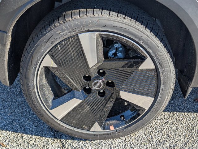 New 2026 Nissan Kicks SR w/ Cold Weather Package AWD/4WD image 7