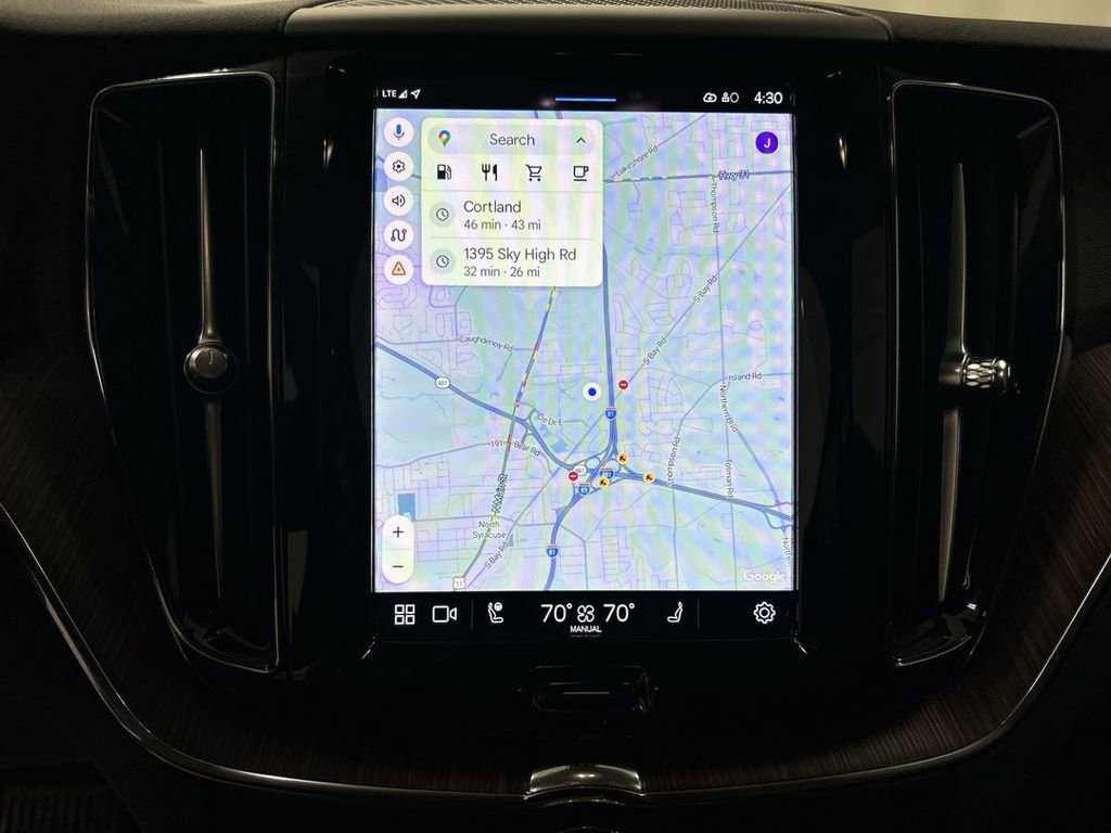 Used 2023 Volvo XC60 B5 Plus w/ Climate Package AWD/4WD image 16