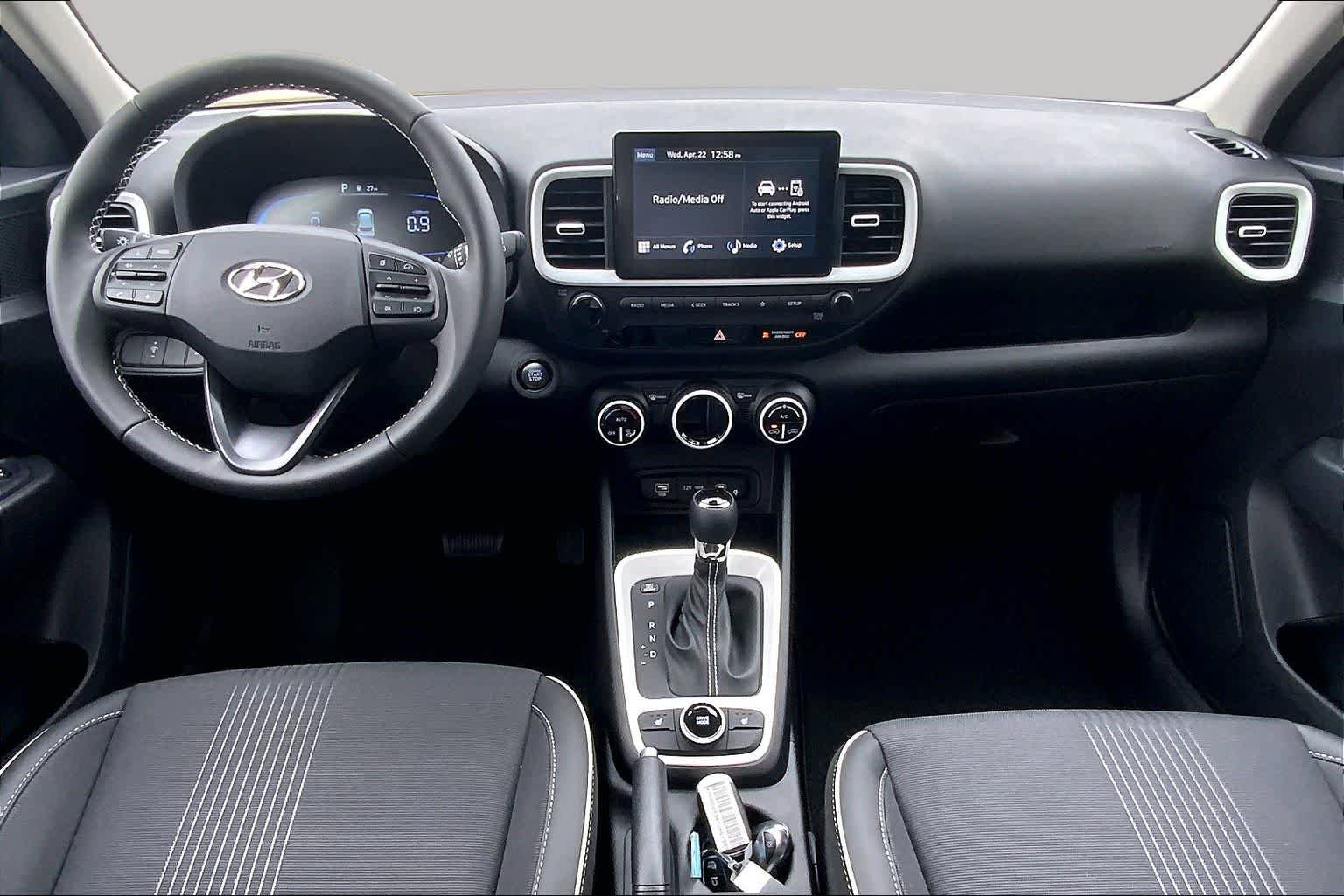 New 2026 Hyundai Venue SEL FWD image 5