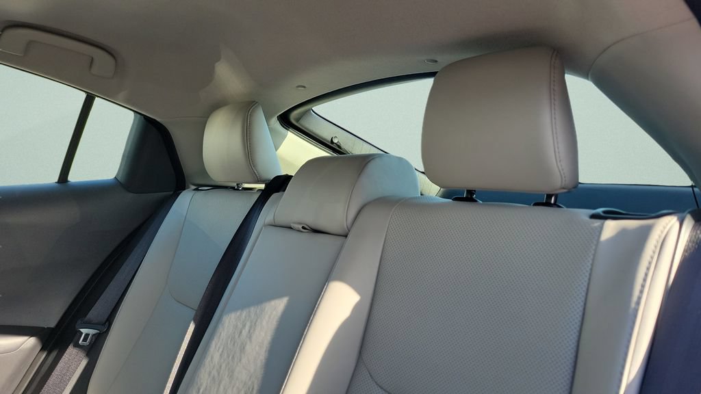 Certified 2024 Toyota Prius XLE AWD/4WD image 10