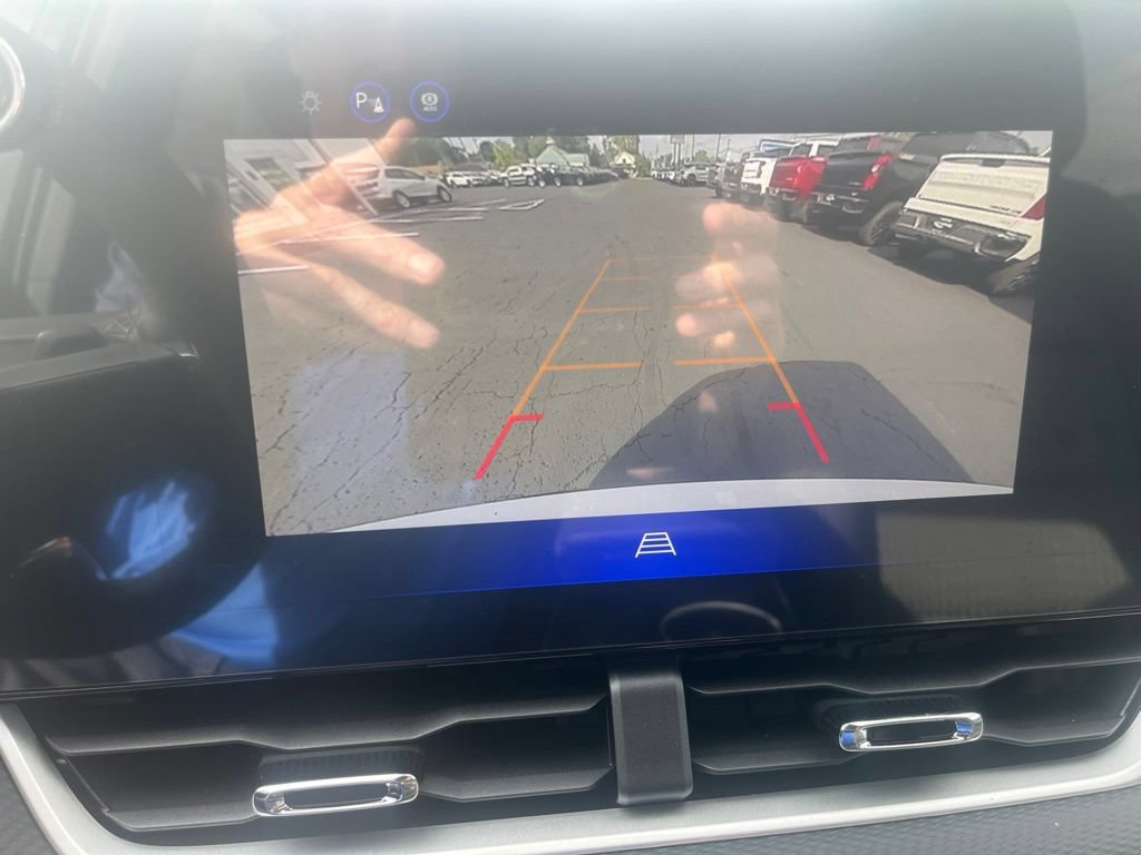 New 2027 Chevrolet Equinox LT FWD image 20