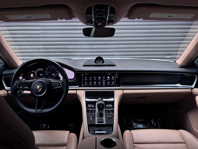 Certified 2023 Porsche Panamera Platinum Edition image 13