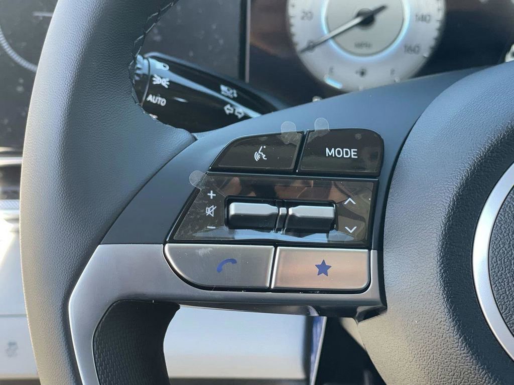 New 2026 Hyundai Elantra Limited image 32