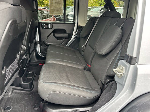 Used 2024 Jeep Wrangler Unlimited Rubicon 4xe w/ Technology Group AWD/4WD image 30