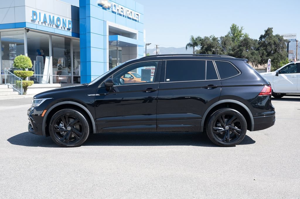 Used 2023 Volkswagen Tiguan SE R-Line FWD image 7