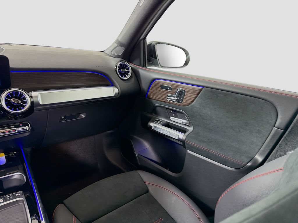 New 2026 Mercedes-Benz GLB 250 4MATIC image 27