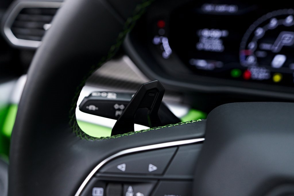 Used 2022 Lamborghini Urus image 65