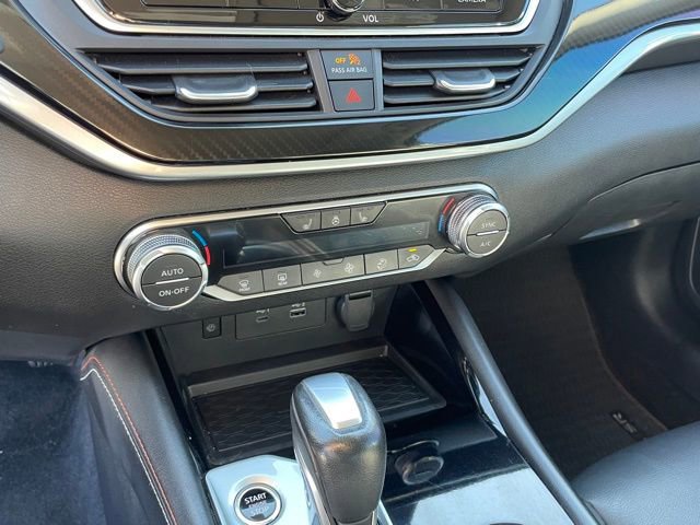 Used 2024 Nissan Altima 2.0 SR image 25