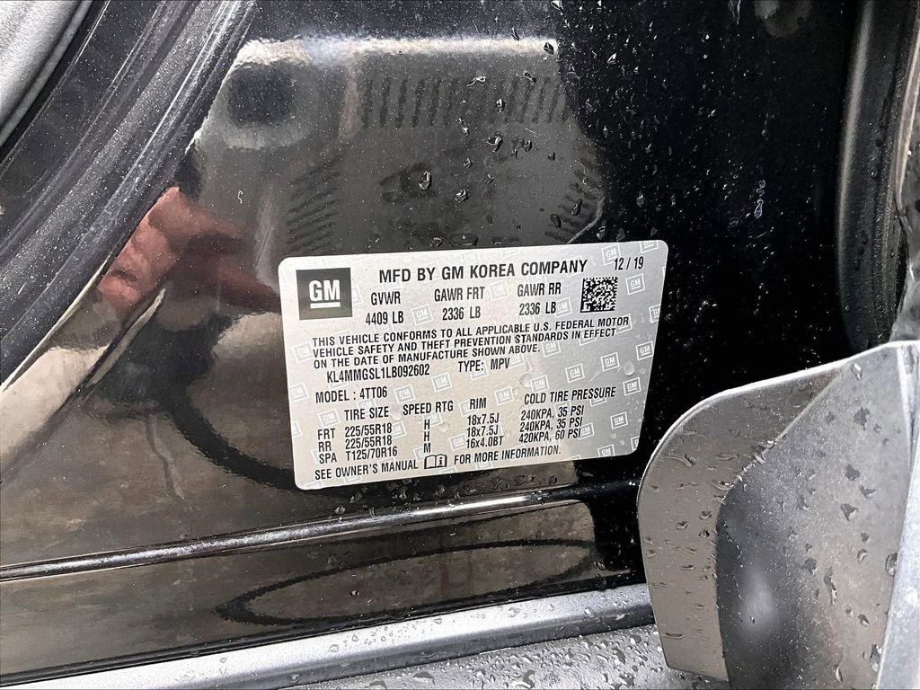 Used 2020 Buick Encore GX Essence w/ Experience Buick Package image 31