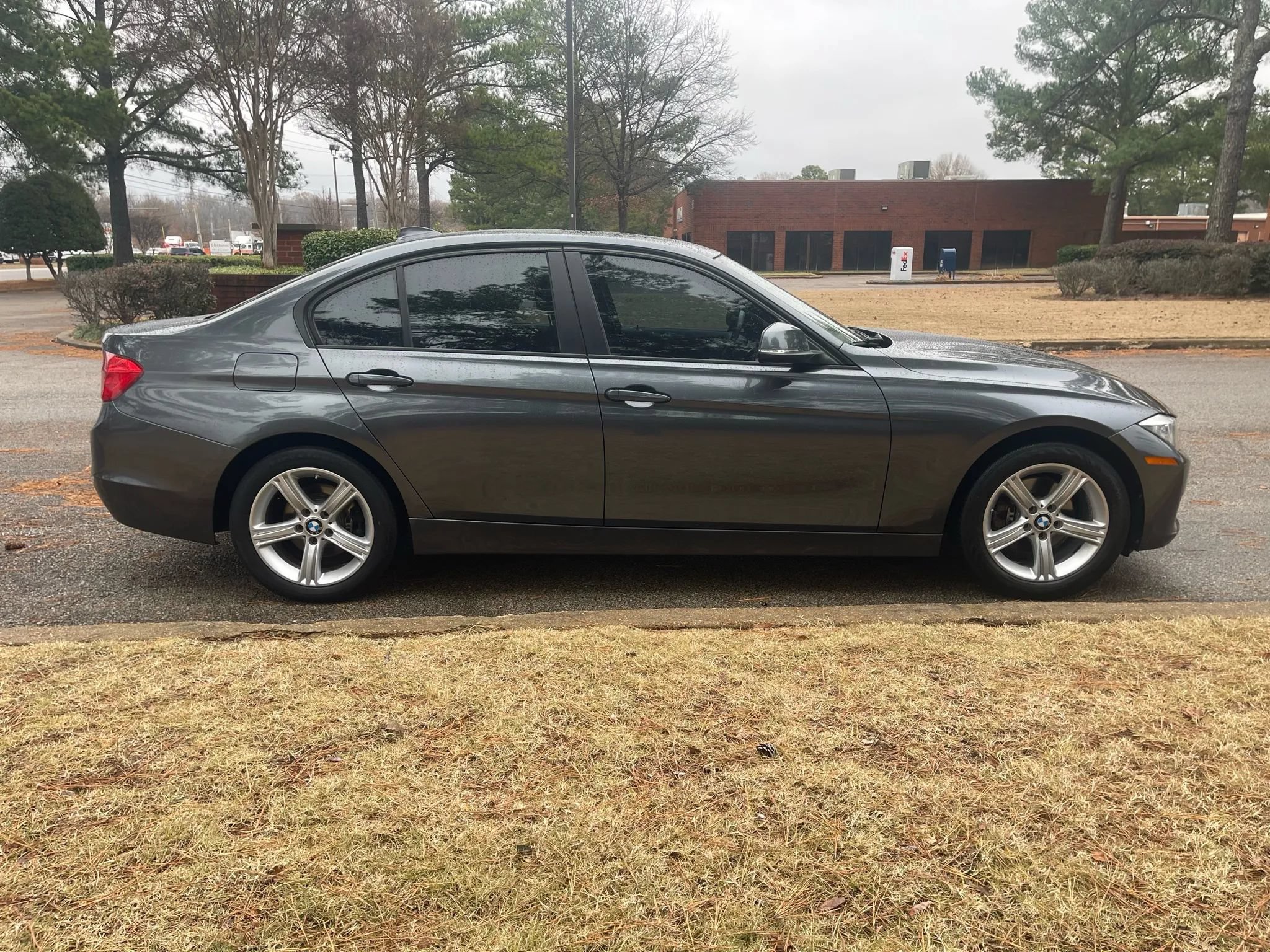 Used 2015 BMW 328i xDrive Sedan AWD/4WD image 6