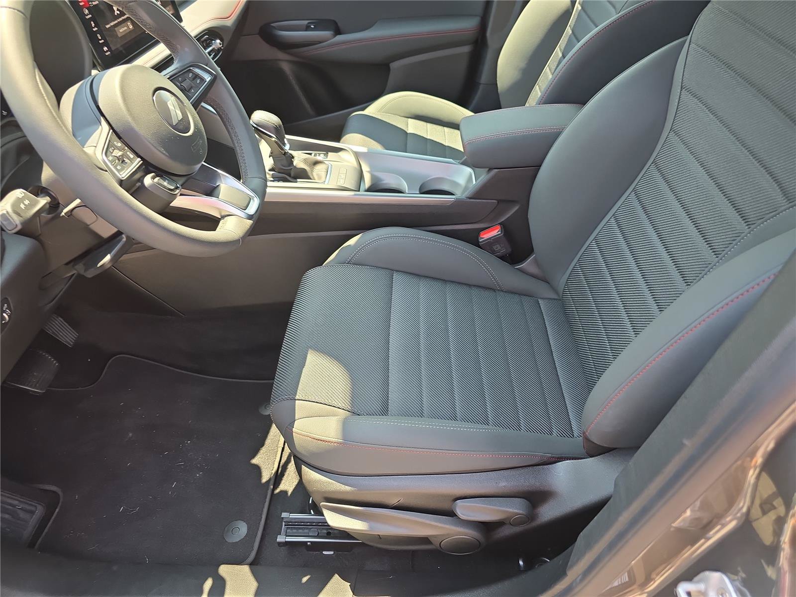 Used 2024 Dodge Hornet GT AWD/4WD image 21