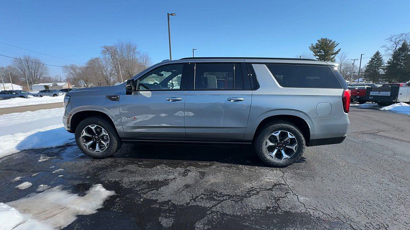 New 2026 GMC Yukon XL AT4 Ultimate image 8