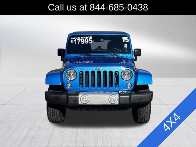 Used 2015 Jeep Wrangler Unlimited Sahara w/ Connectivity Group AWD/4WD image 2