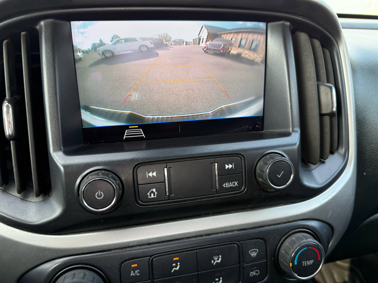 Used 2022 Chevrolet Colorado LT w/ Fleet Safety Package image 26