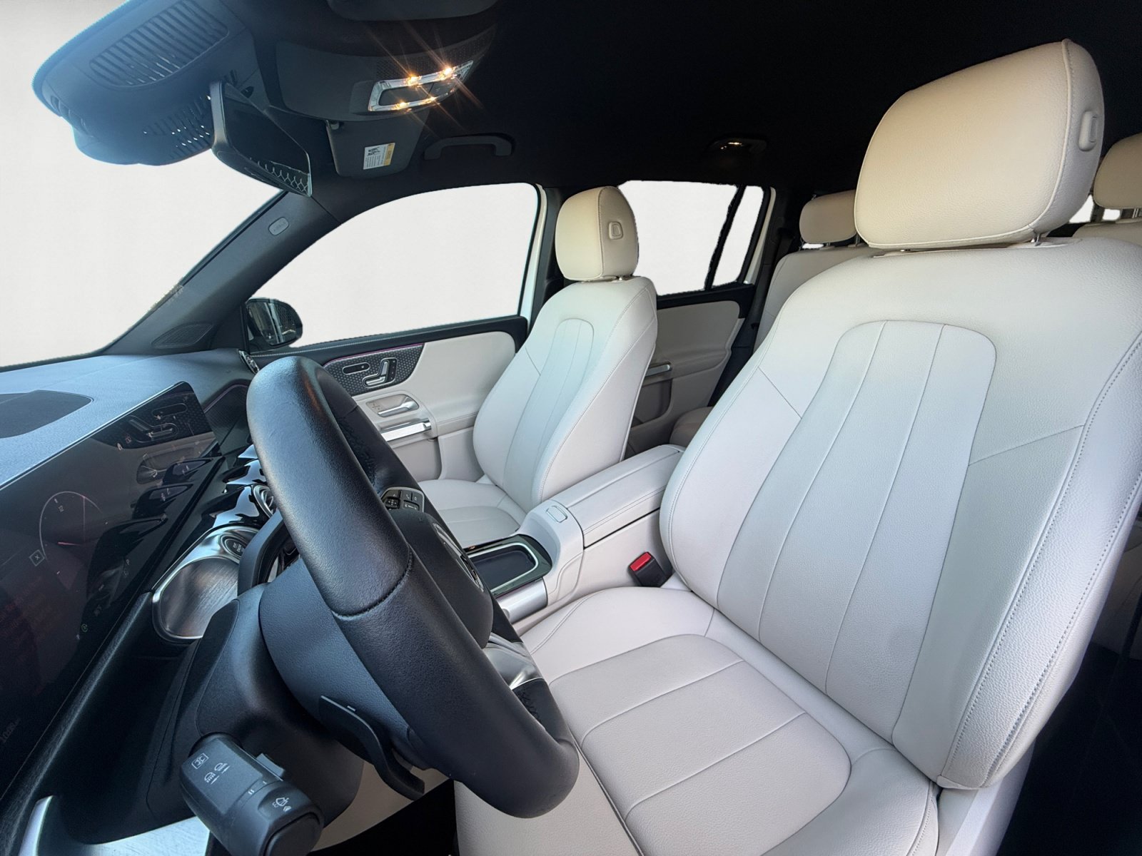 Certified 2025 Mercedes-Benz GLB 250 image 10