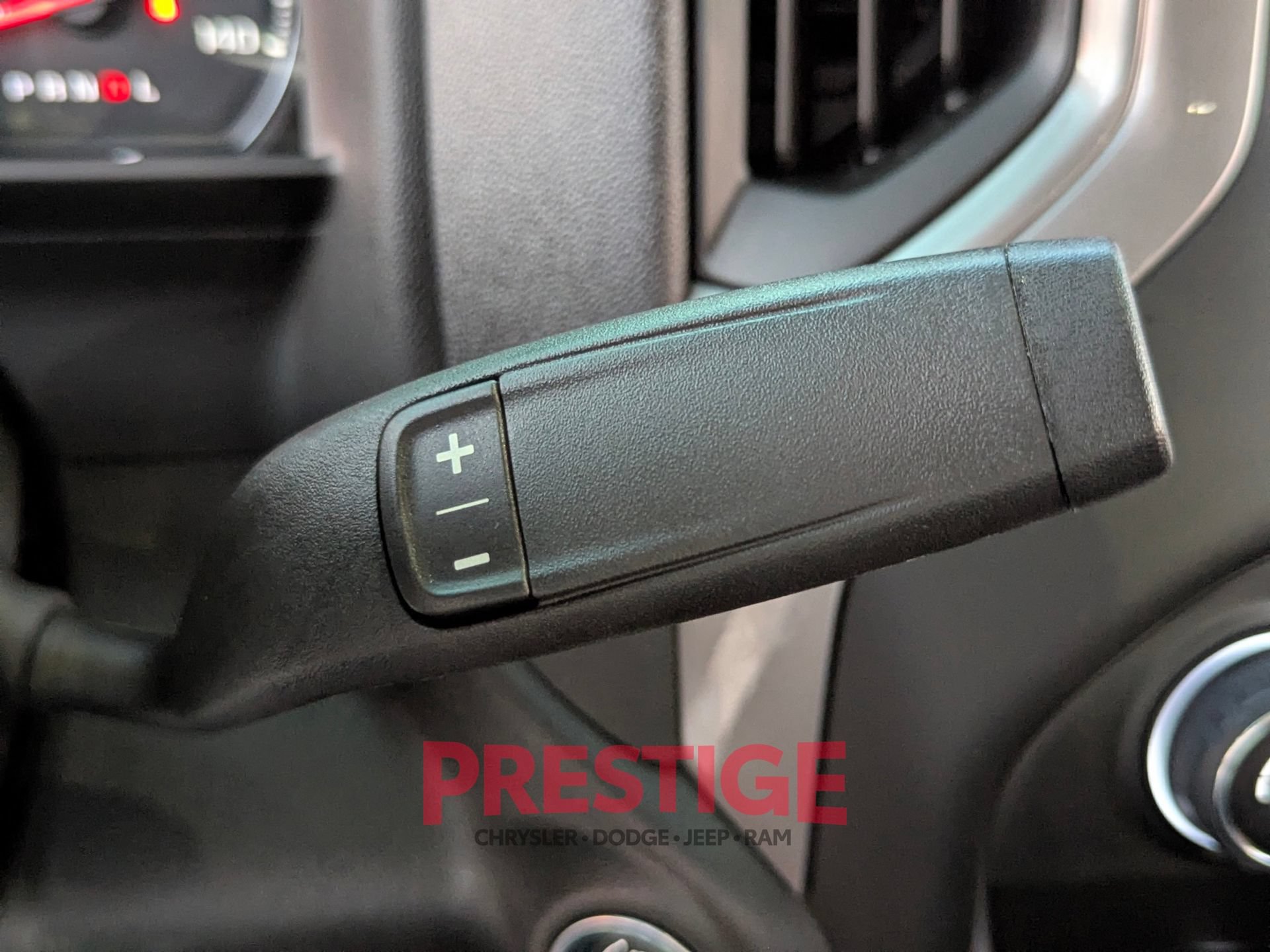 Used 2025 Chevrolet Silverado 1500 Custom Trail Boss w/ Turbomax Blackout Package AWD/4WD image 22