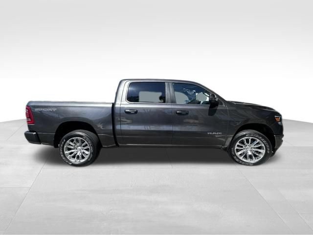 Used 2023 RAM 1500 Laramie AWD/4WD image 6