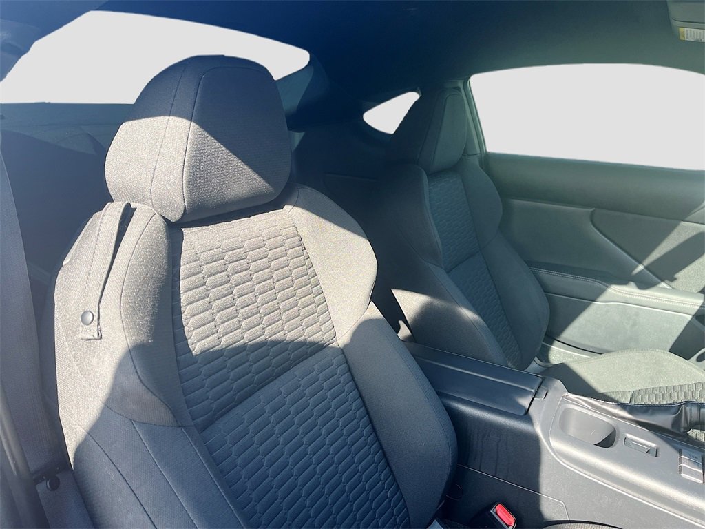 Used 2024 Toyota GR86 Base image 25