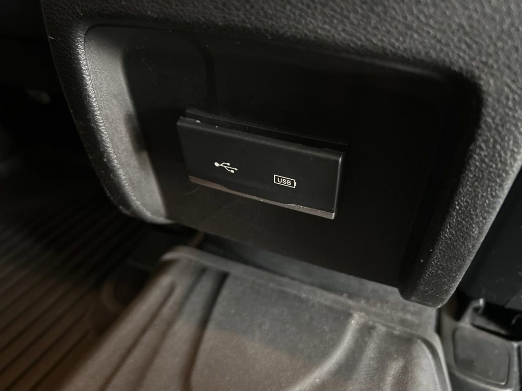 Used 2019 Jeep Cherokee Altitude image 26