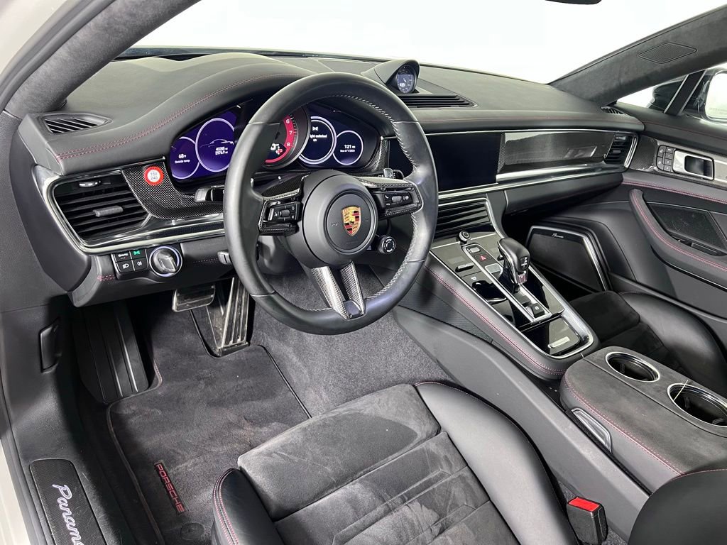 Certified 2022 Porsche Panamera GTS AWD/4WD image 4