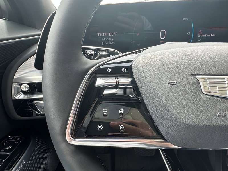 New 2025 Cadillac Lyriq Luxury image 21