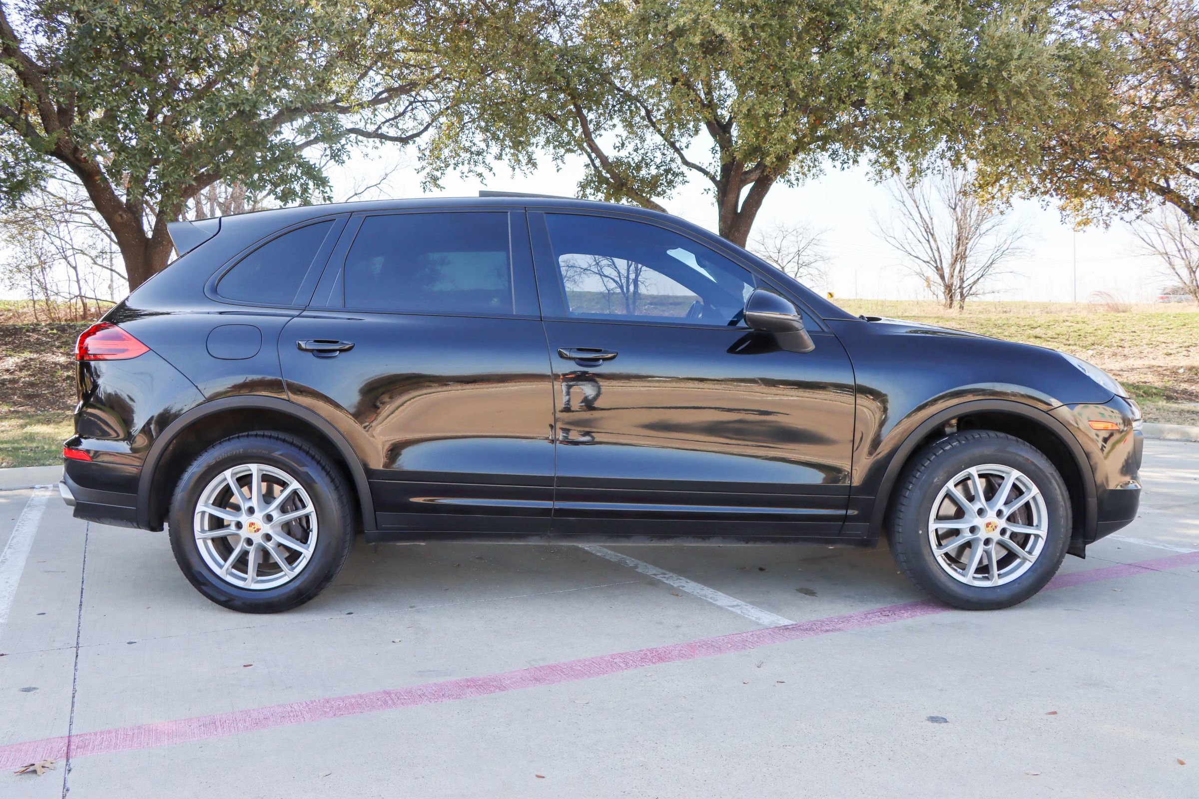 Used 2016 Porsche Cayenne AWD/4WD image 8