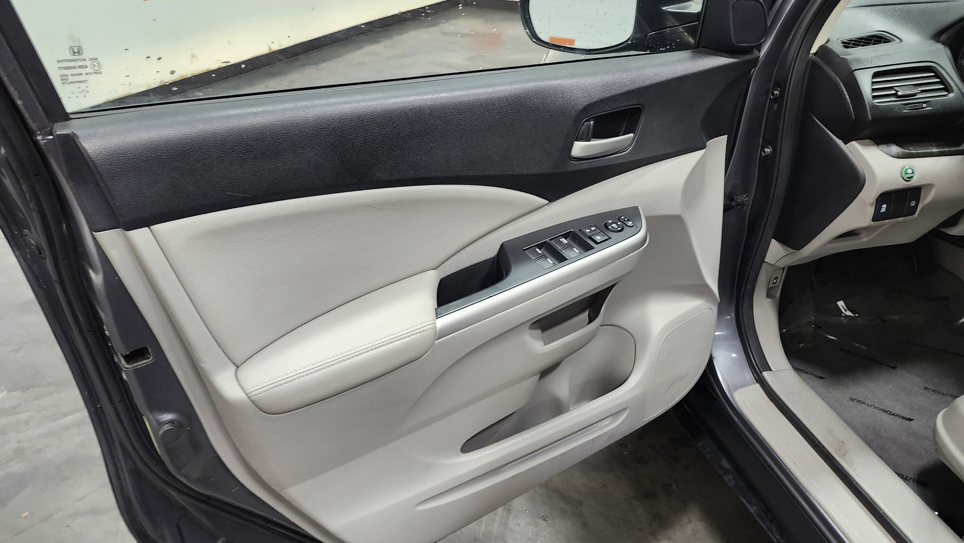 Used 2014 Honda CR-V EX-L image 22