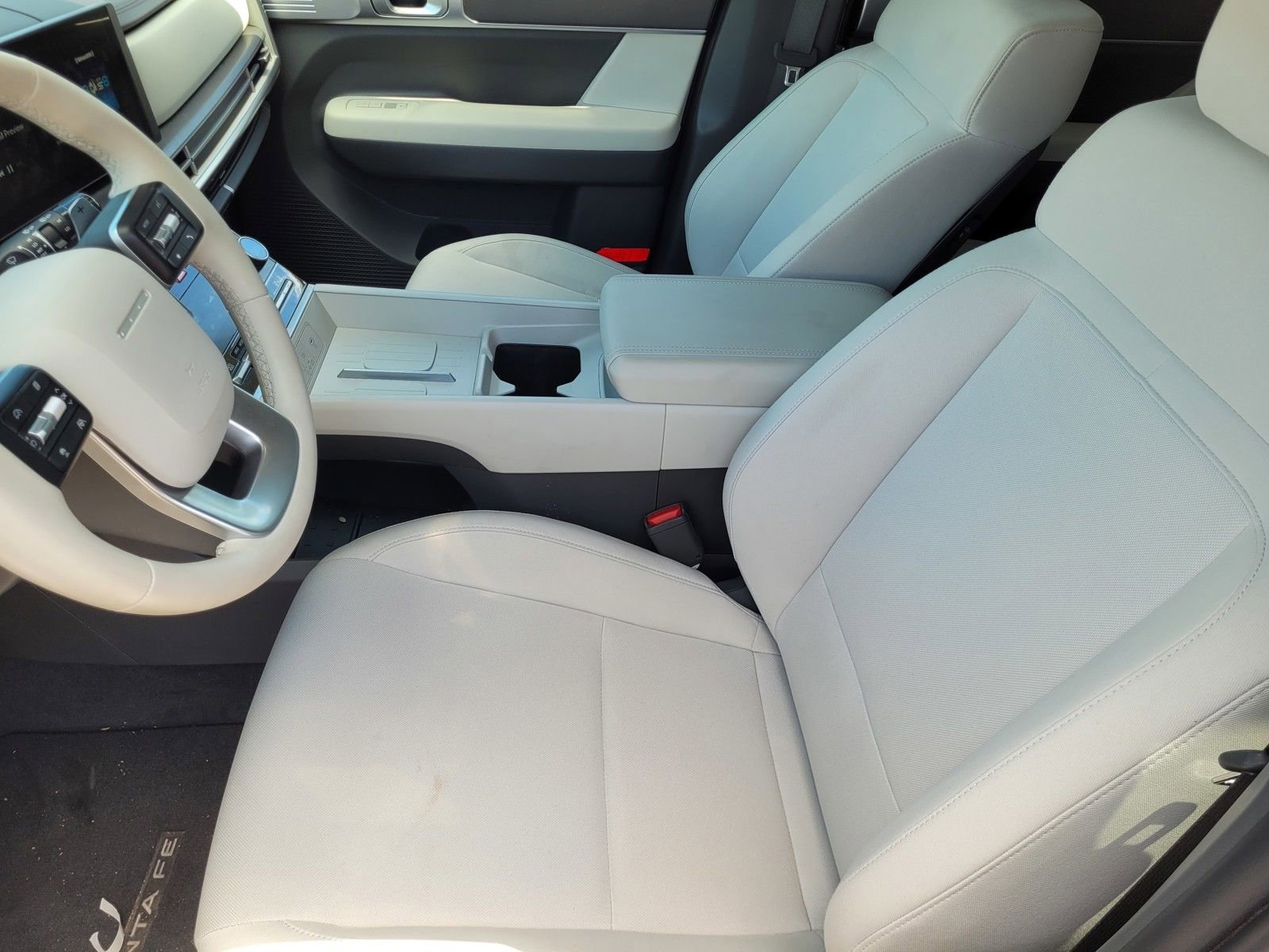 Certified 2026 Hyundai Santa Fe SE FWD image 20