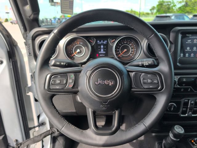 Used 2023 Jeep Gladiator Sport AWD/4WD image 24