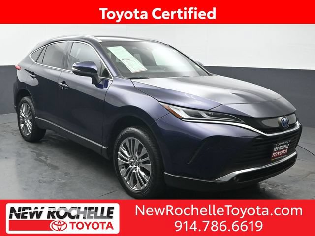 Certified 2024 Toyota Venza XLE AWD/4WD image 1
