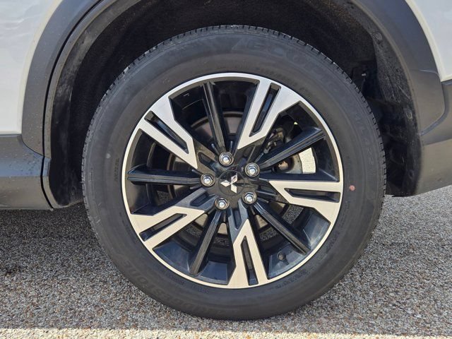 Used 2024 Mitsubishi Eclipse Cross SE AWD/4WD image 32