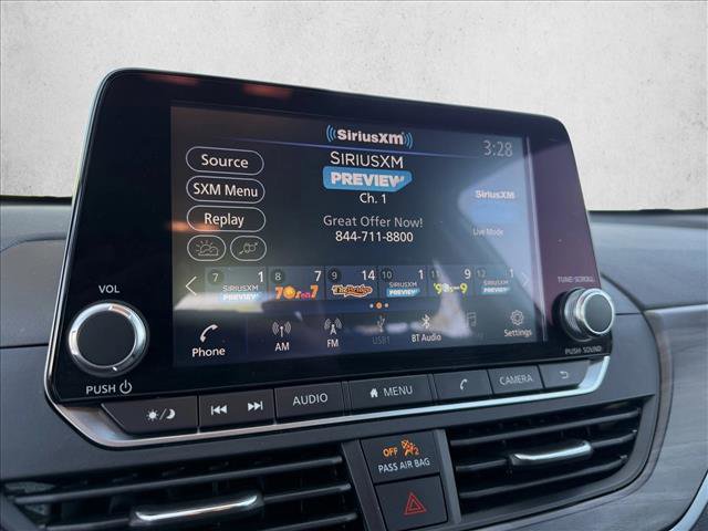Used 2024 Nissan Altima 2.5 SV FWD image 19
