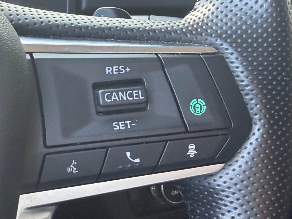 Used 2024 Mitsubishi Outlander SE AWD/4WD image 27