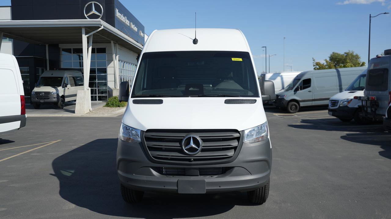 New 2025 Mercedes-Benz Sprinter 2500 image 2