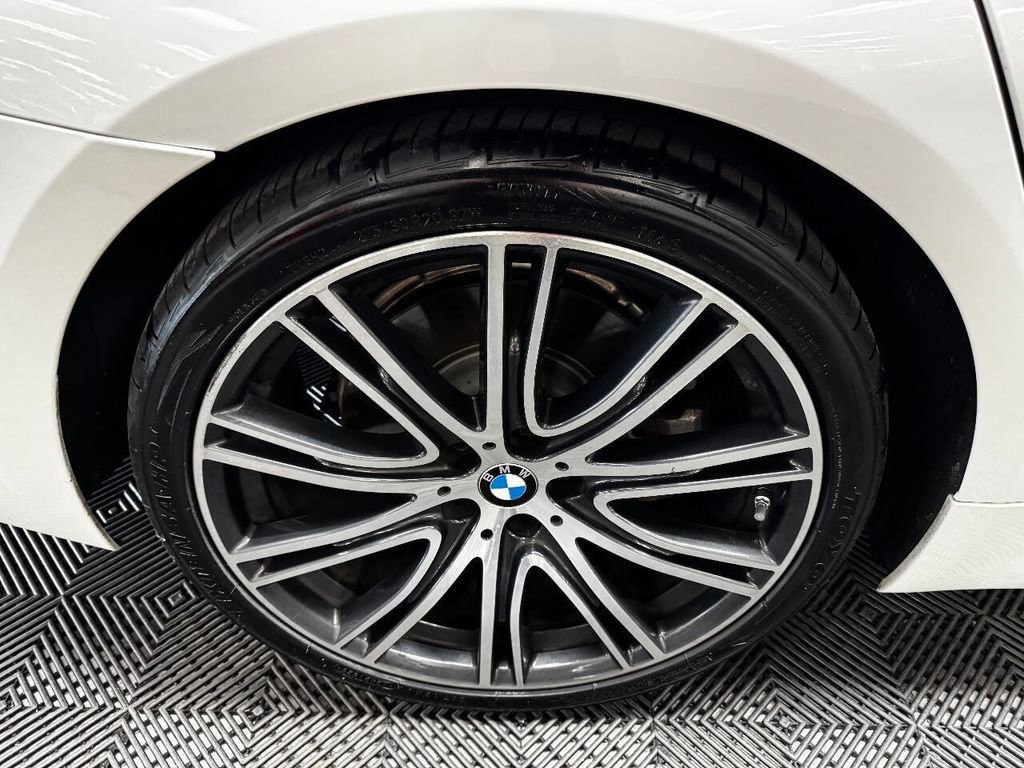 Used 2018 BMW 540i image 19