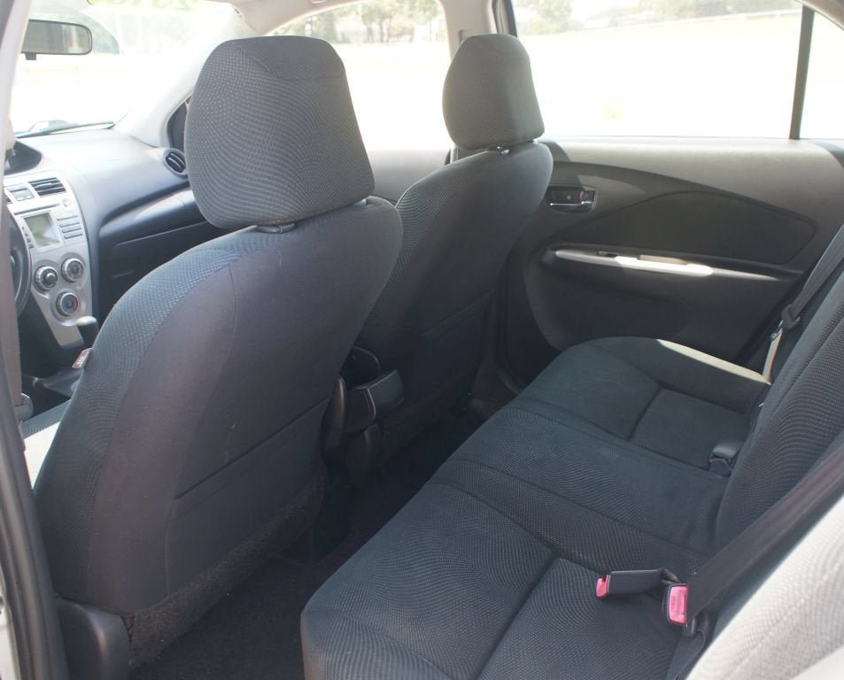 Used 2010 Toyota Yaris Sedan FWD image 10