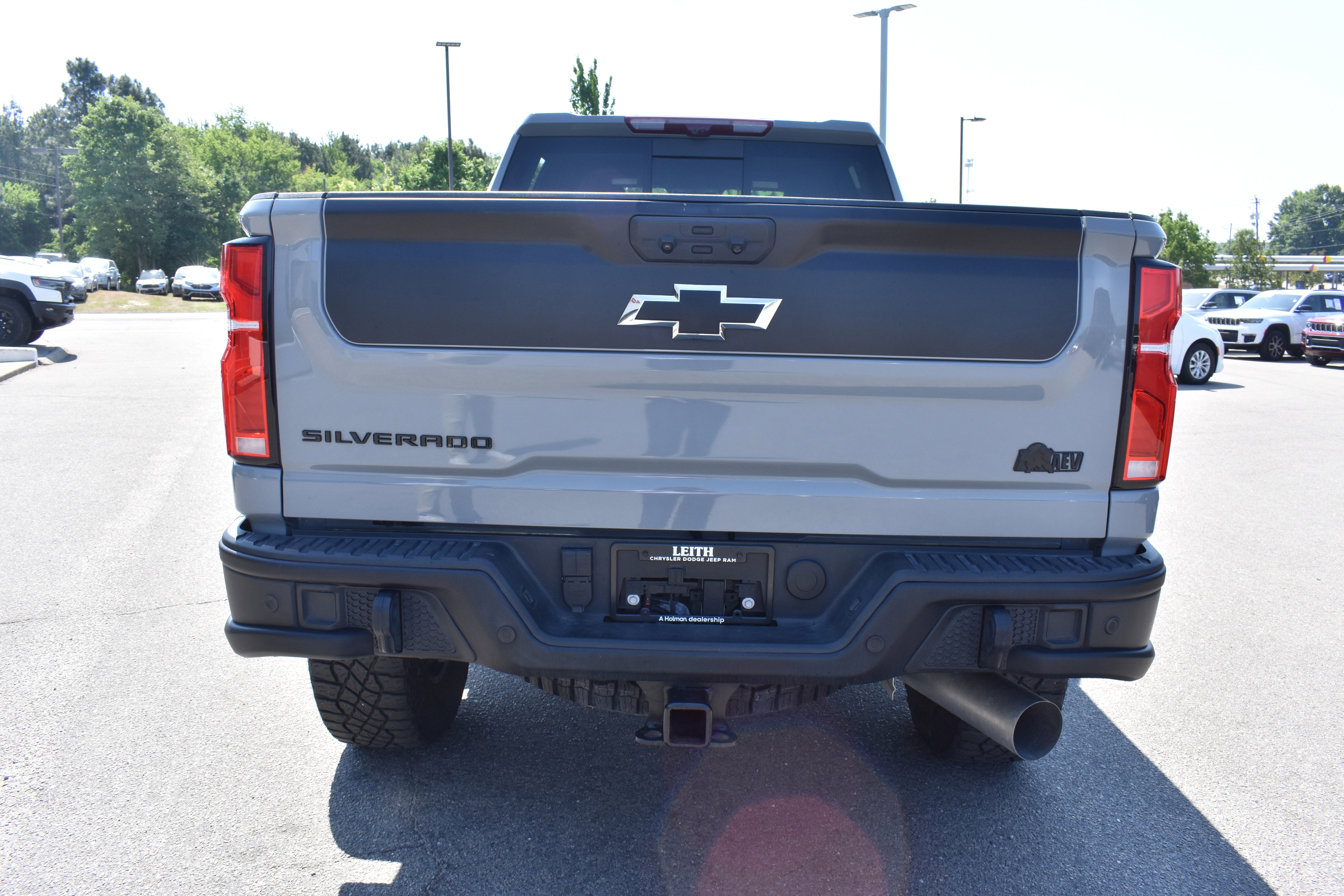 Used 2024 Chevrolet Silverado 2500 ZR2 w/ ZR2 Bison Edition AWD/4WD image 8