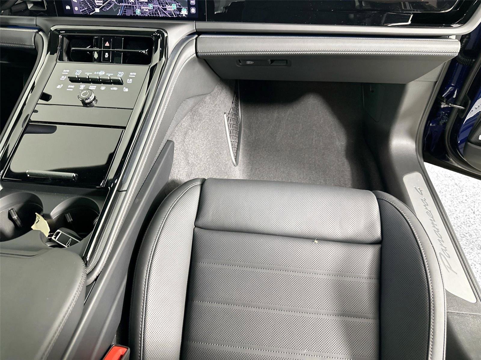 Certified 2026 Porsche Panamera 4 AWD/4WD image 29