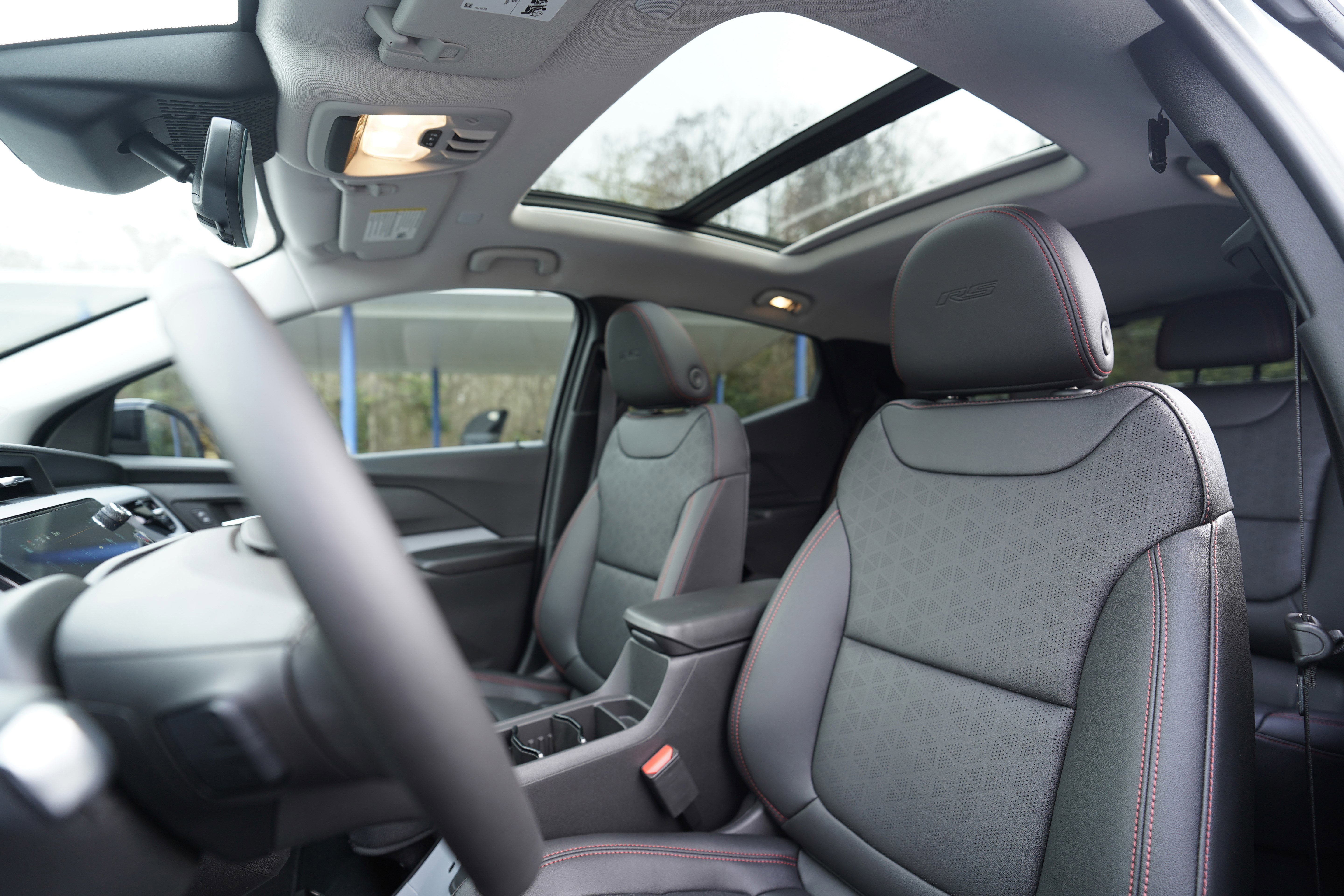 New 2027 Chevrolet Bolt RS w/ Technology Package image 9