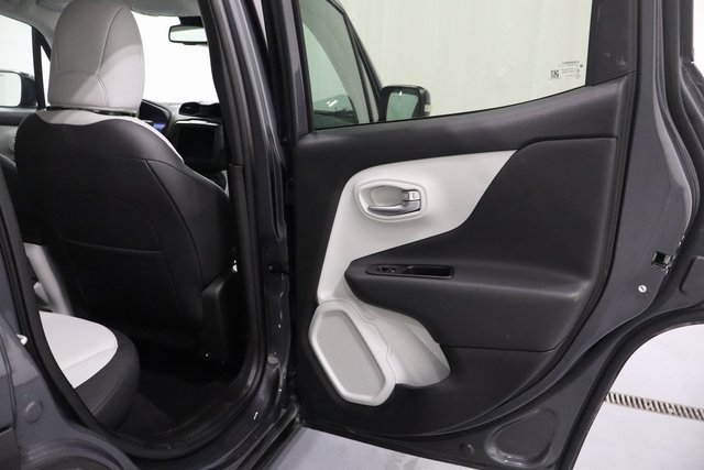 Certified 2022 Jeep Renegade Limited image 15