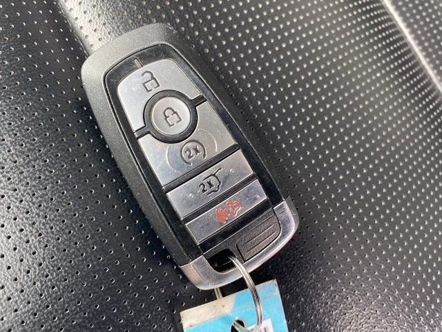 Used 2023 Ford Escape Platinum AWD/4WD image 24