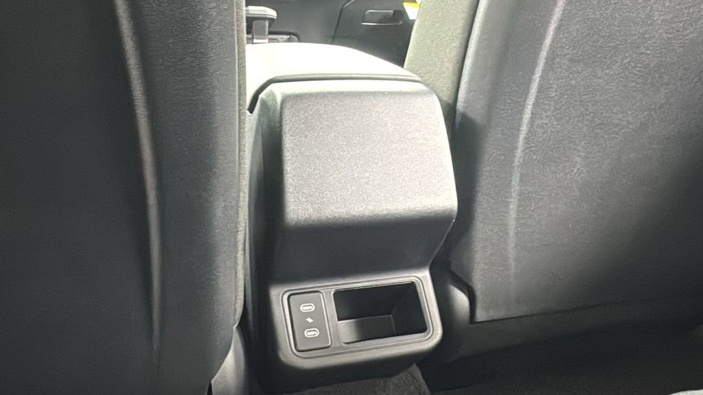 New 2025 Kia K4 LXS image 33