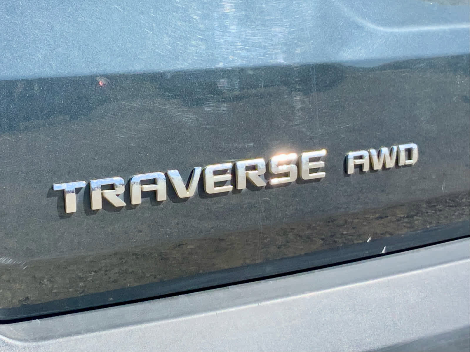 Used 2018 Chevrolet Traverse LT image 18