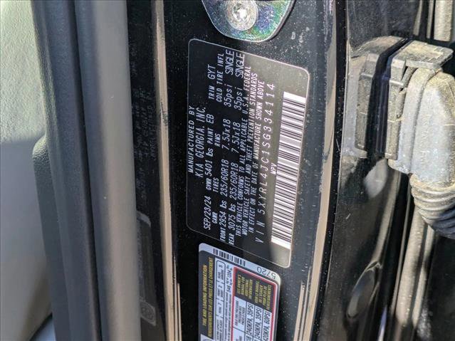 Used 2025 Kia Sorento S image 15